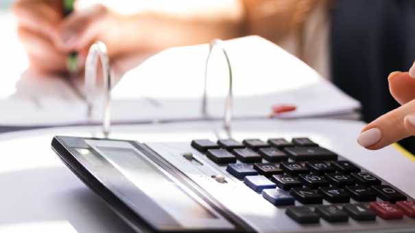 Auditor using calculator